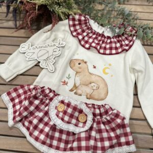 Conjunto capibara niña