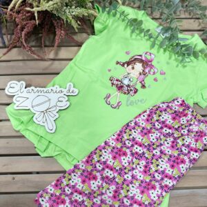 Conjunto verde y morado